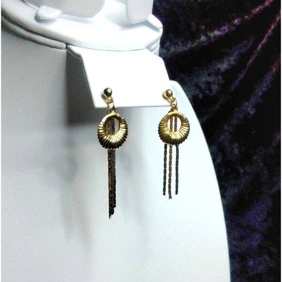 vintage gold/silver tone ribbed circle, tassel design push back earrings - Picture 3 of 4
